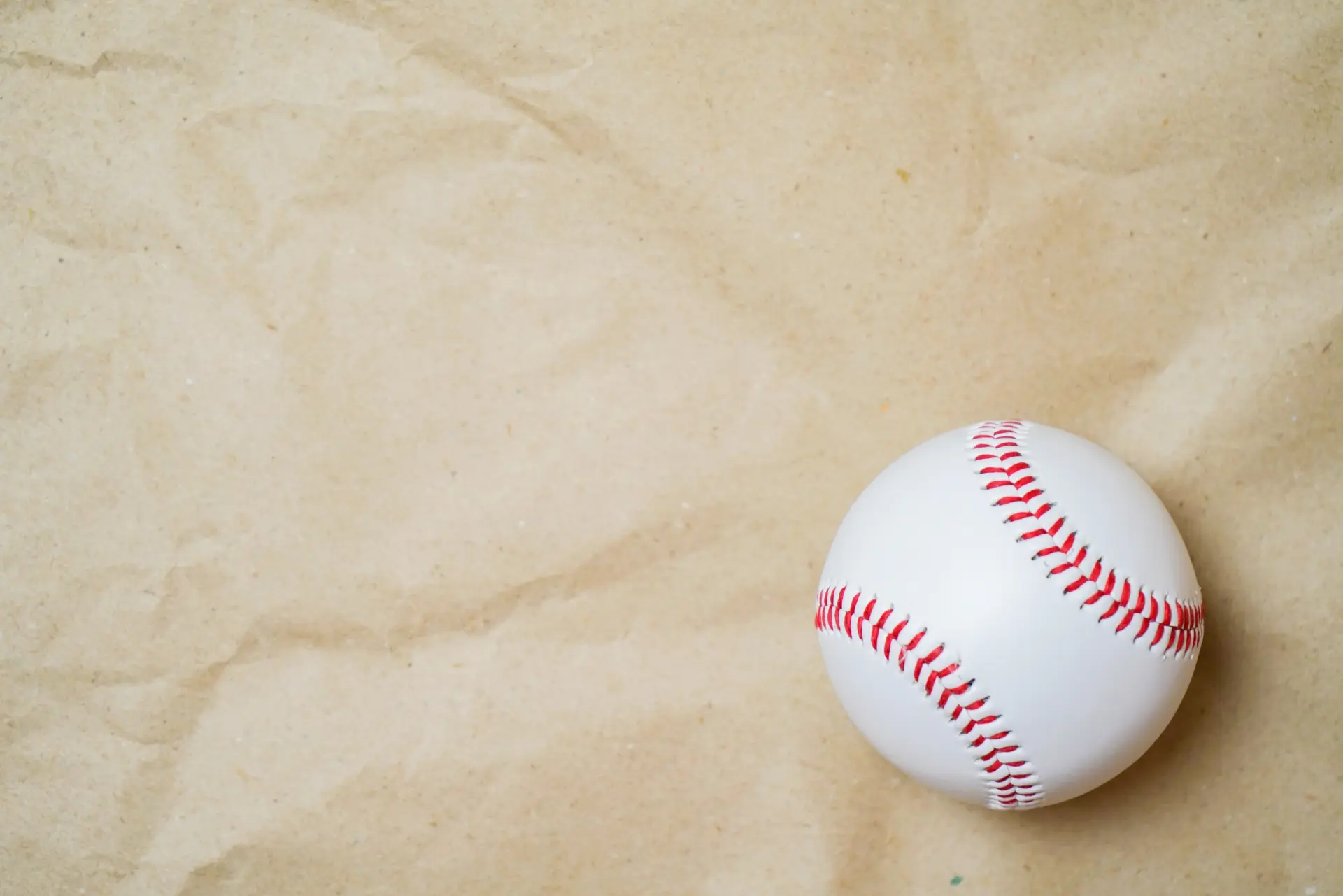 打てない 飛ばないなら 砂鉄入りの重いボールで飛ばす力をつける 北海道少年野球アップデート